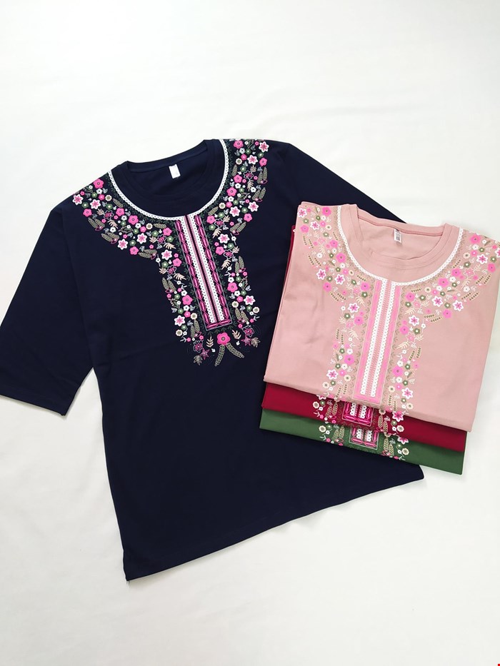 بلوز یقه گلدار